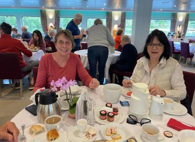 Au petit déjeuner - 2024